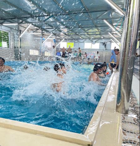 Splash Swimming Pool